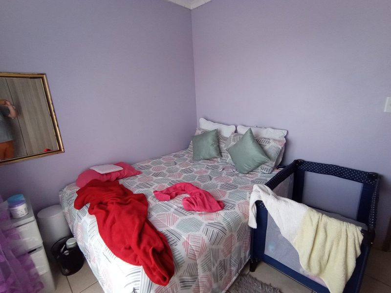 Beautiful almost new townhouse!! - Photo 9