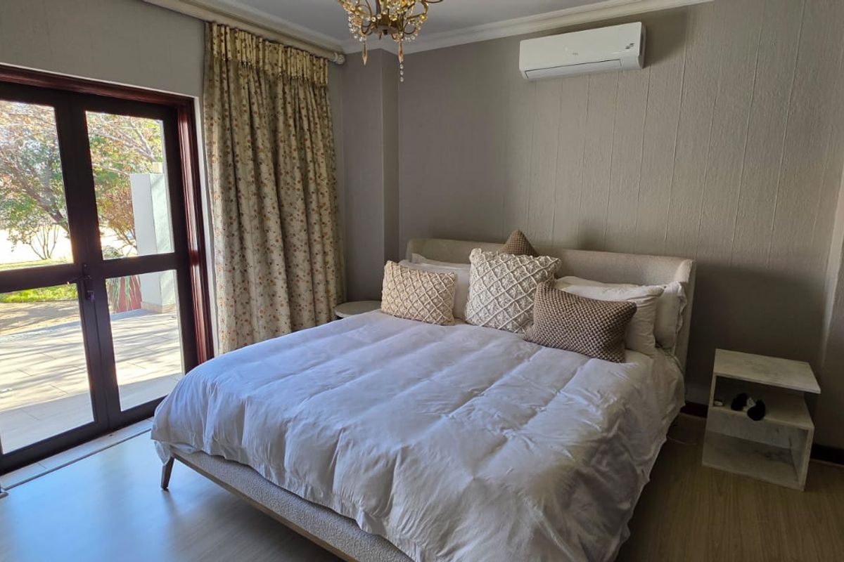 Exquisite Estate Living Awaits You! - Photo 5