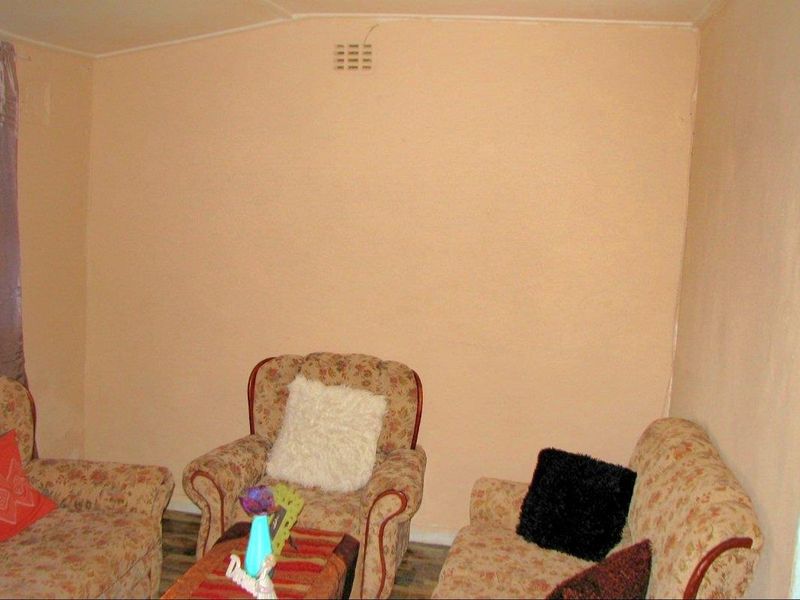 3 Bedroom Home for Sale - Photo 5