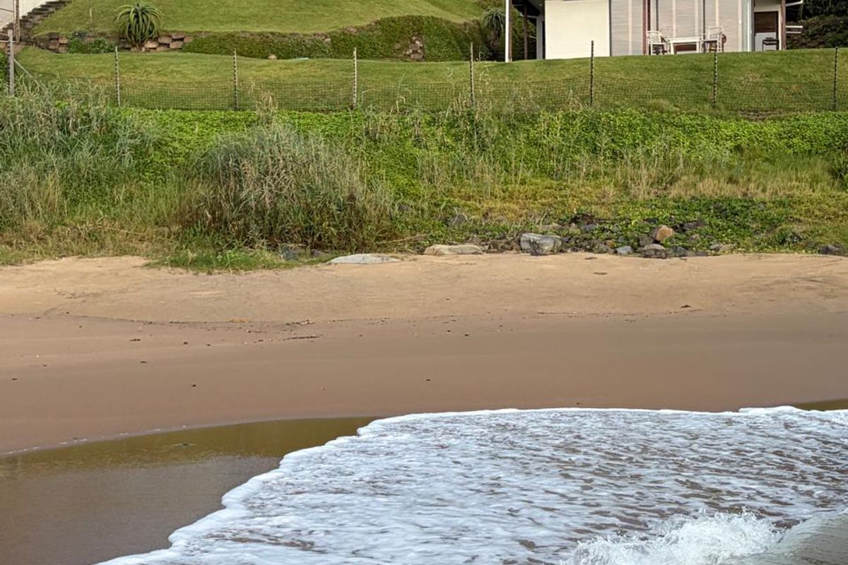 ON the BEACH!!!! REALLY!!! Come see for Yourself... - Photo 2