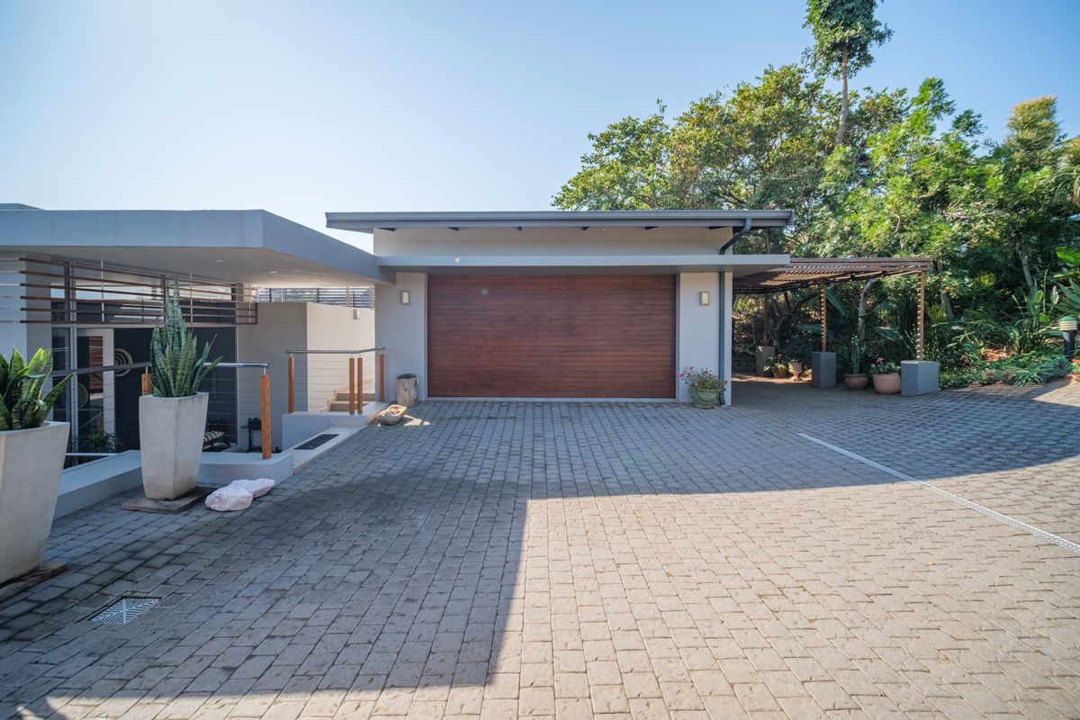 Modern Elegance with Breathtaking Elevated Views in Simbithi Eco Estate - Photo 5