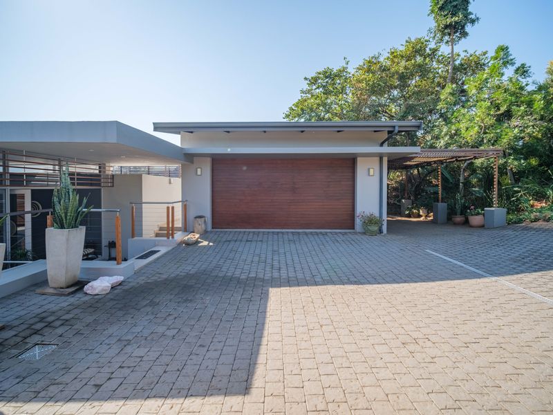 Modern Elegance with Breathtaking Elevated Views in Simbithi Eco Estate - Photo 5