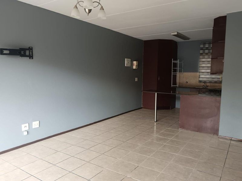 Apartment For Sale In Brakpan - Photo 7