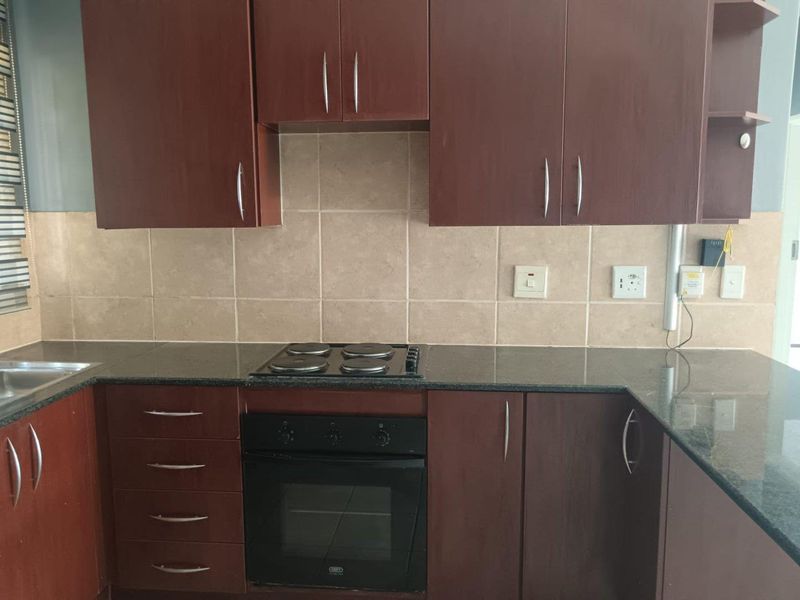 Apartment For Sale In Brakpan - Photo 4