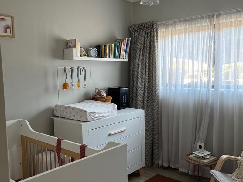 Gorgeous 3 bedroom, pet friendly apartment in  Serengeti Lifestyle Estate for Investing Purposes onl - Photo 8