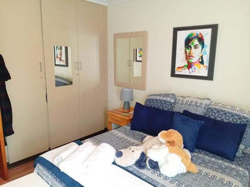 Modern 4 Bedroom Family Haven – Where Comfort Meets Elegance - Photo 8