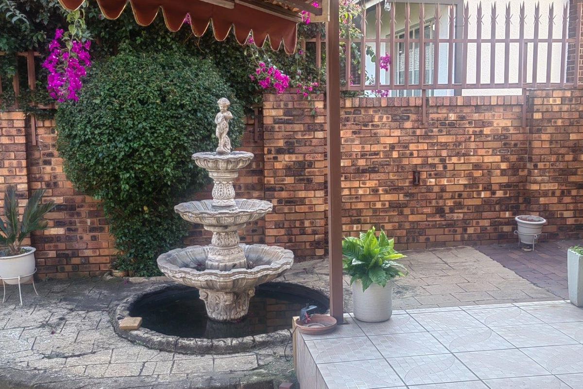 4-Bedroom Home for Sale in Winchester Hills - Photo 2