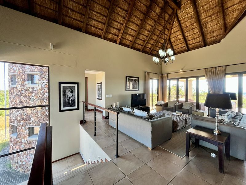 Panoramic Mountain-View Retreat in Morkels, Zebula Golf Estate - Photo 10
