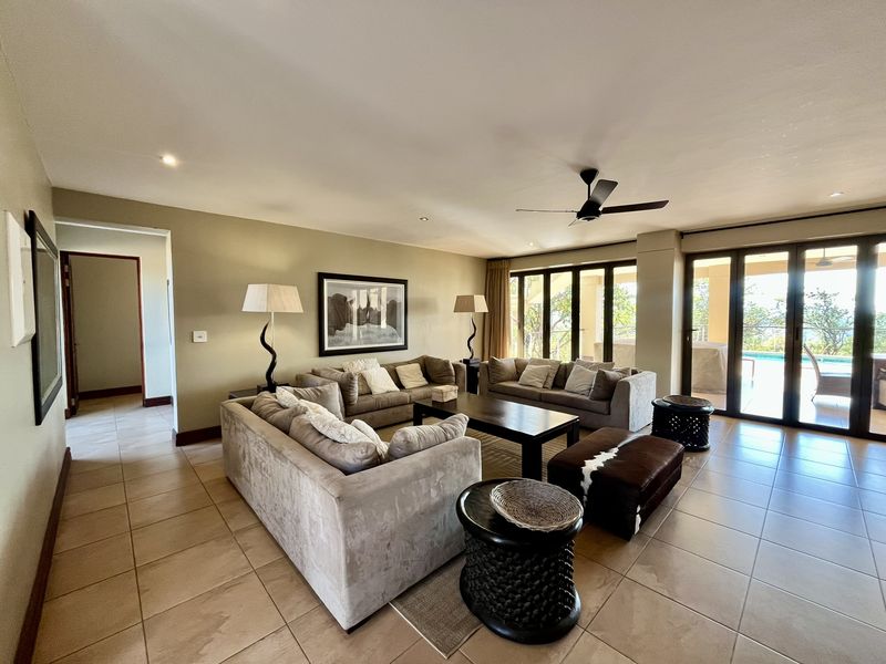 Panoramic Mountain-View Retreat in Morkels, Zebula Golf Estate - Photo 6