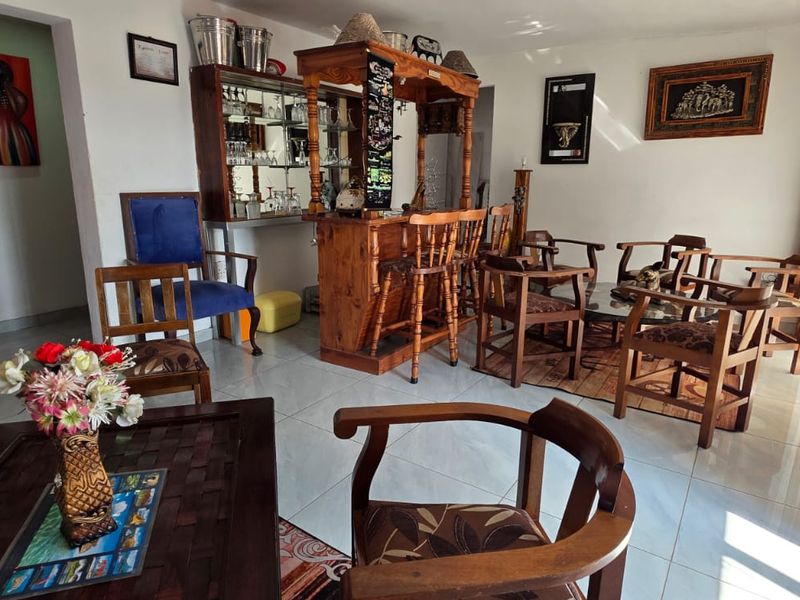 A Masterpiece in the Making - Photo 9