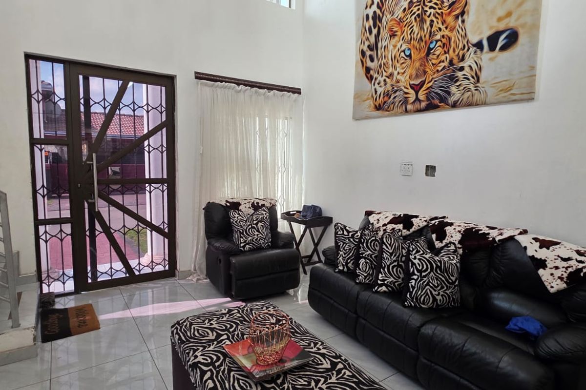 A Masterpiece in the Making - Photo 4