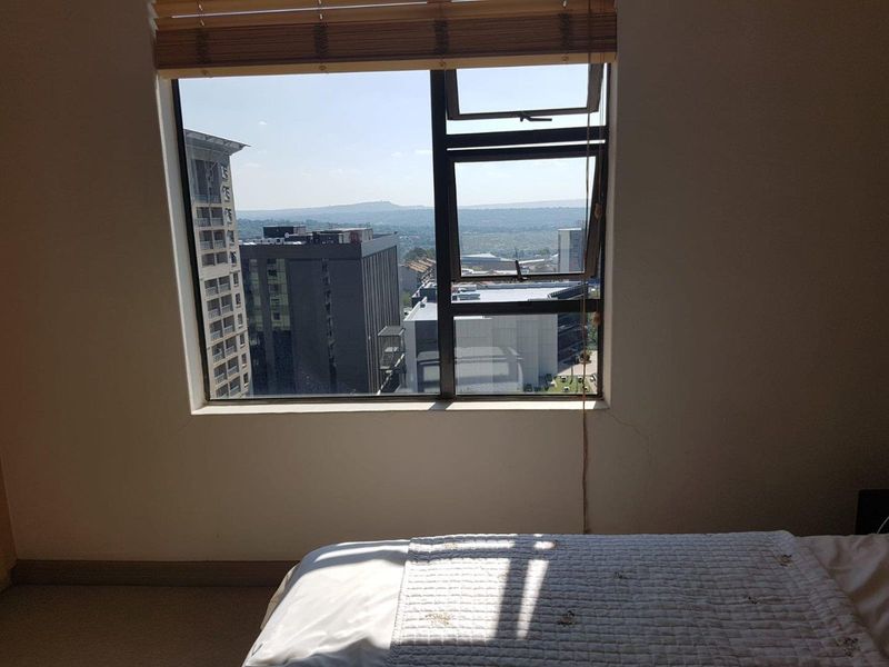 Stunning Furnished Penthouse in Sandton - Photo 8