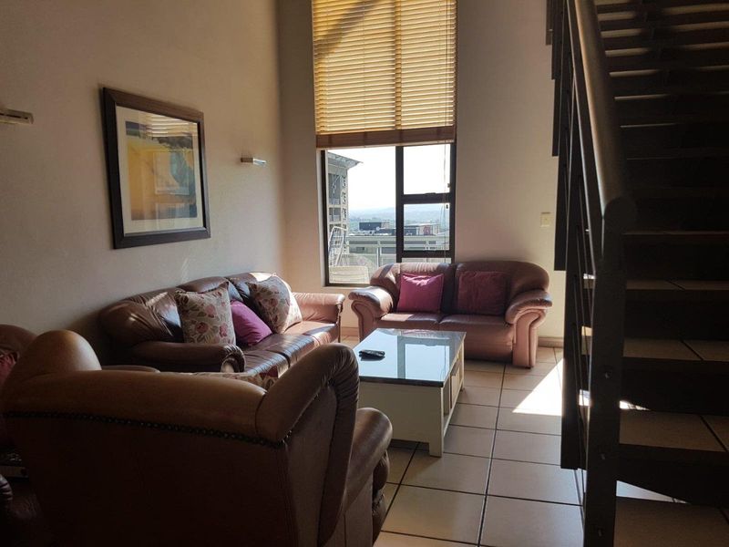 Stunning Furnished Penthouse in Sandton - Photo 5