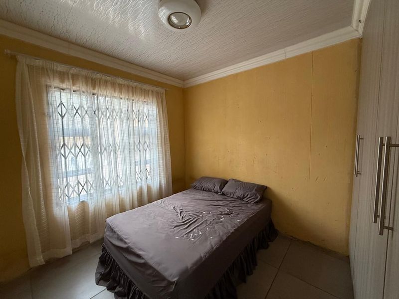 Don’t miss out on this lovely 5 bedroom home in Waldrift , Vereeniging - Photo 9