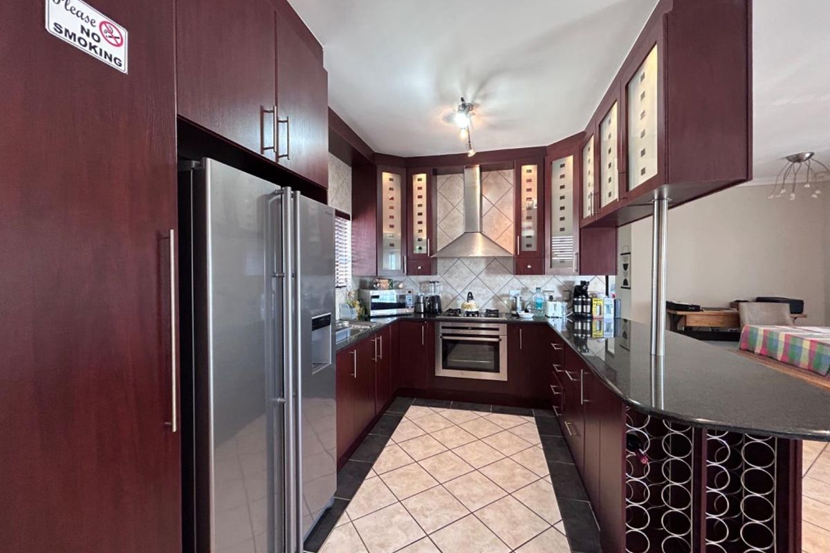 Location Location Location - Photo 4