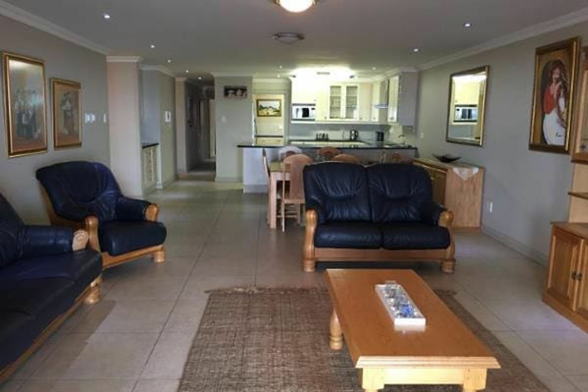 Luxurious furnished apartment in Jeffreys Bay - Photo 5