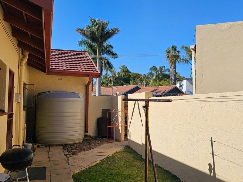 Exclusive Dual-Home Estate for Sale in Welgelegen – Multi-Generational Living Meets Investment Pot - Photo 6