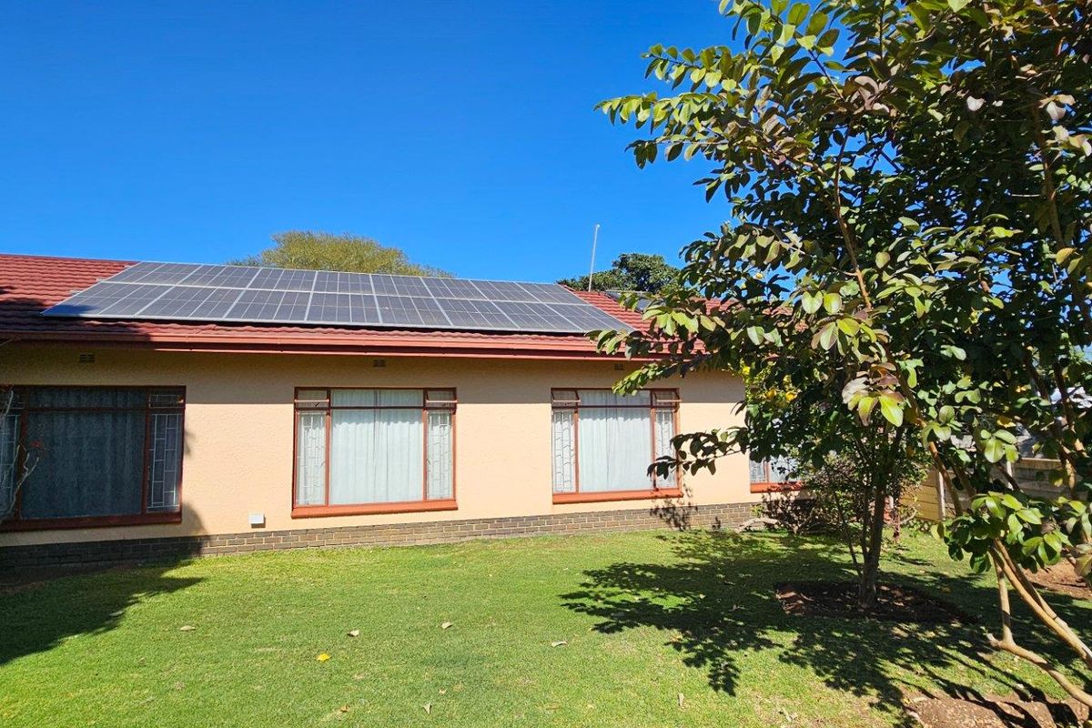 Exclusive Dual-Home Estate for Sale in Welgelegen – Multi-Generational Living Meets Investment Pot - Photo 3