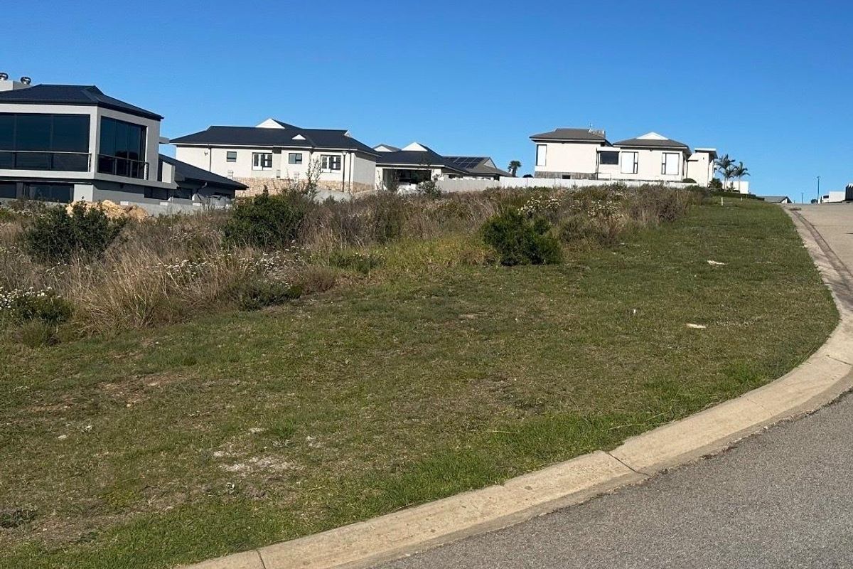 Prime Corner Stand in Blue Water Estate â Exceptional Location & Security - Photo 2