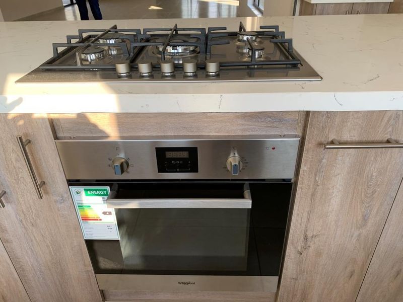 Classic Modern Living in the Bushveld. Your Dream Home Awaits in Kranspoort Vakansiedorp - Photo 4