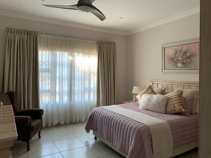 Masterpiece in the Bushveld. Newly Built Home for Sale in Kranspoort Vakansiedorp - Photo 9