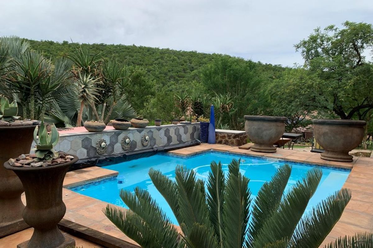 Rustic Charm Meets Modern Flexibility.............Kranspoort Vakansiedorp - Photo 4