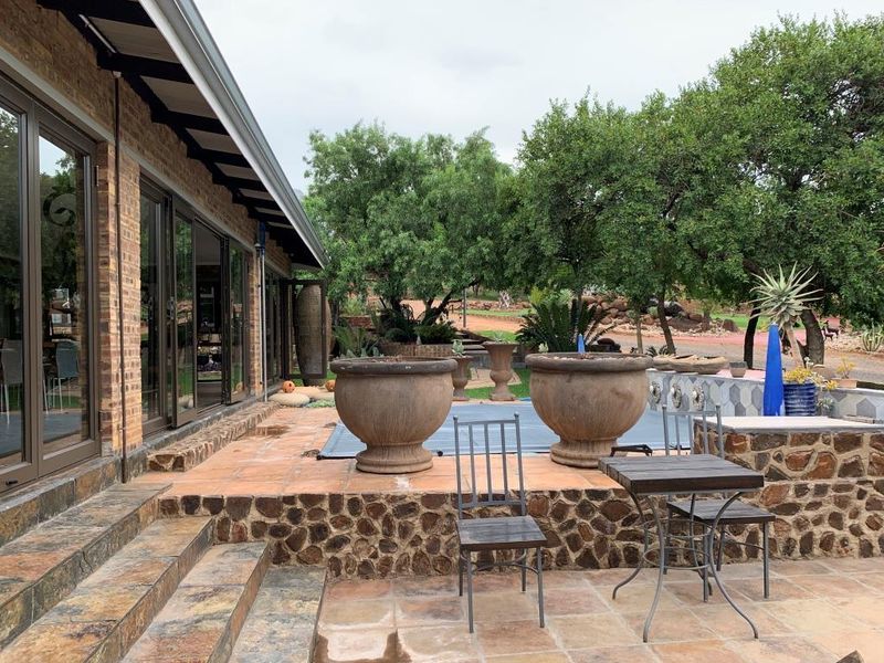 Rustic Charm Meets Modern Flexibility.............Kranspoort Vakansiedorp - Photo 3