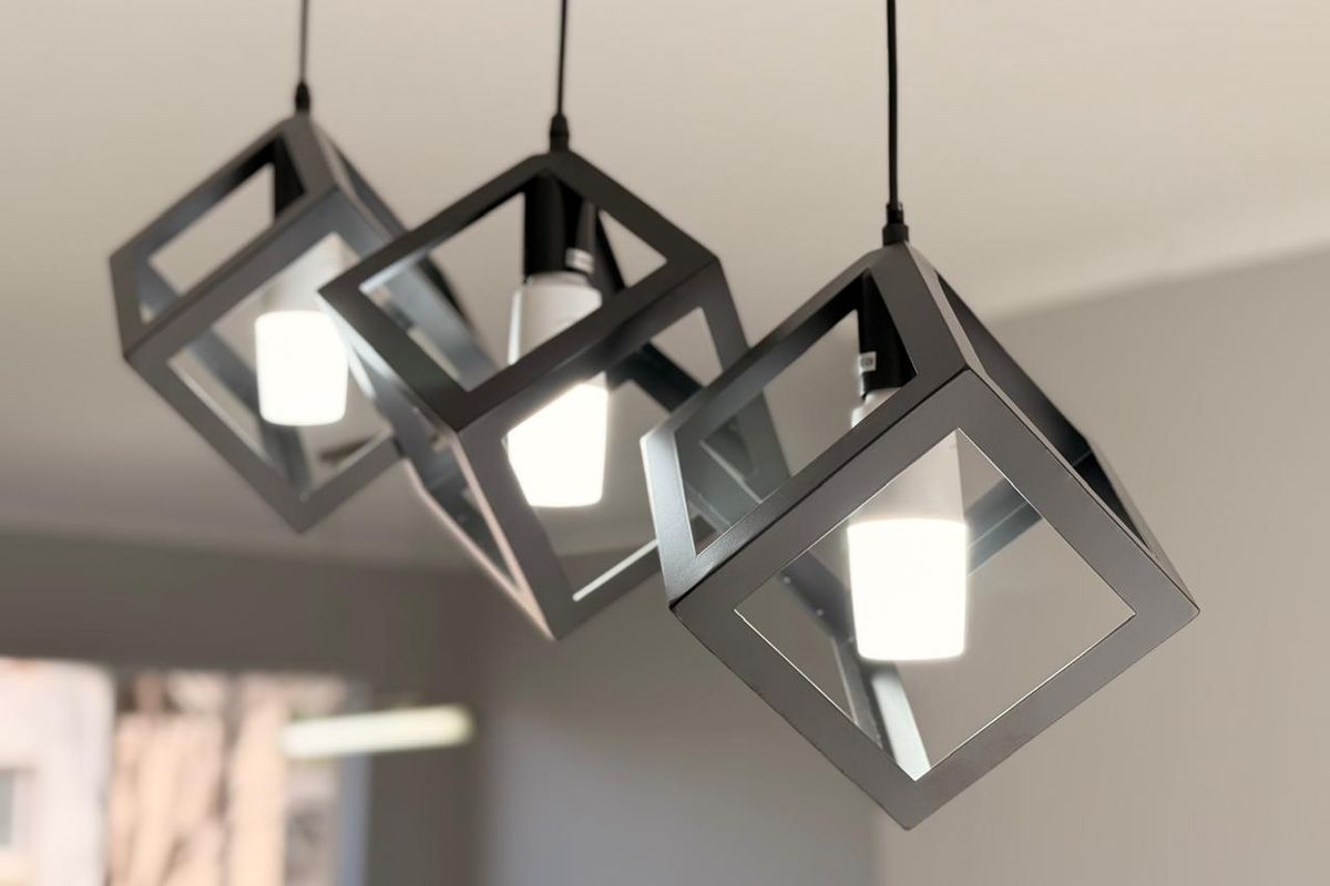 3 Bedroom Home with Flatlet at School - Photo 4