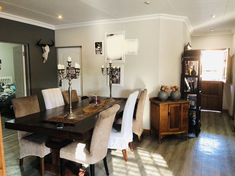 Freehold For Sale In Middelburg - Photo 5