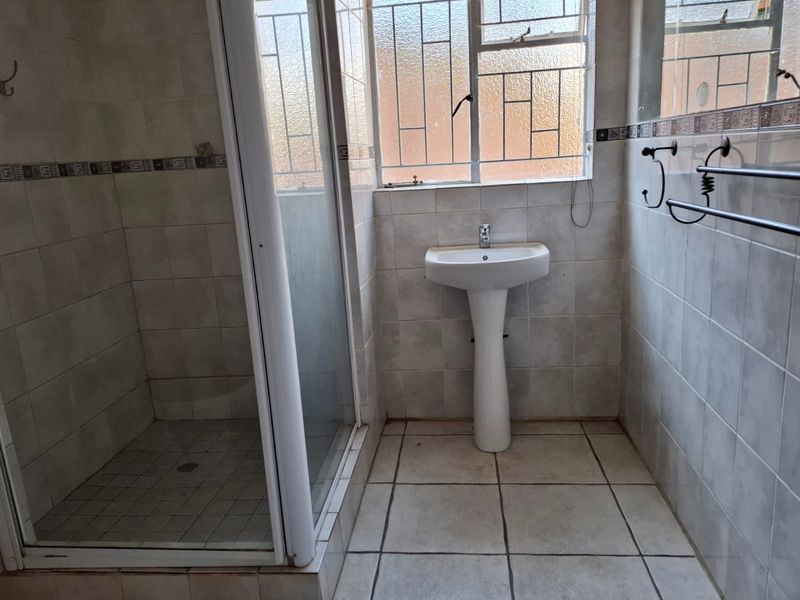 Completely Renovated Gem with Multiple Living Spaces - Photo 8