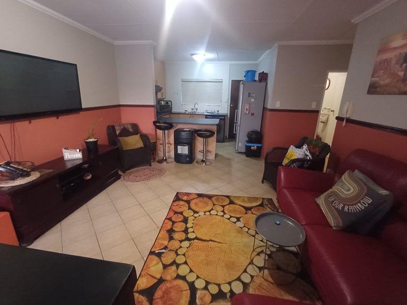 Stunning 2 bedroom in THE ARCHERS, DALPARK EXT 1,BRAKPAN - Photo 3