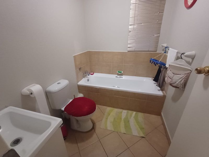 Stunning 2 bedroom in THE ARCHERS, DALPARK EXT 1,BRAKPAN - Photo 8