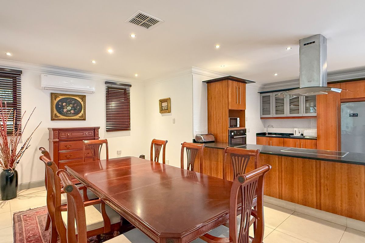 Stylish and Spacious Townhouse with Double Garage in Zimbali Coastal Resort - Photo 5