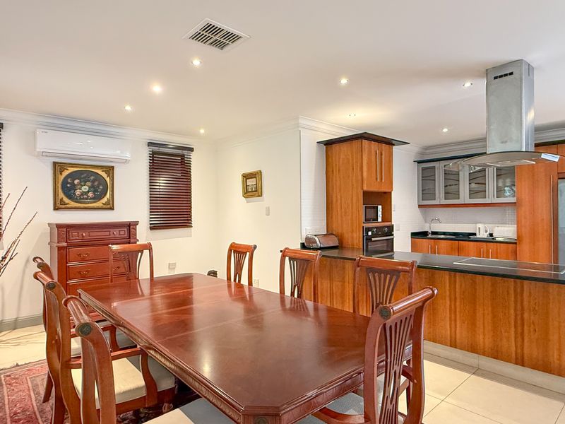 Stylish and Spacious Townhouse with Double Garage in Zimbali Coastal Resort - Photo 5