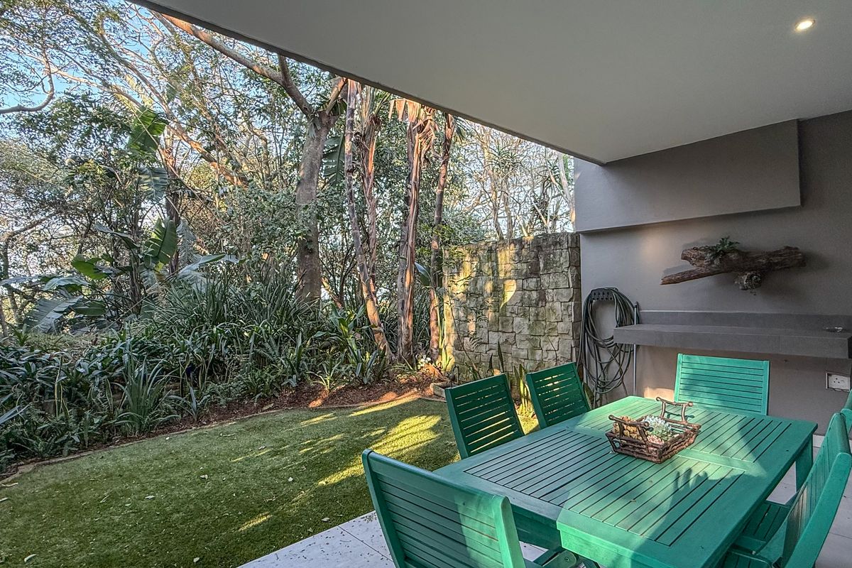 Charming 3-Bedroom Townhouse in Zimbali Estate - Photo 2