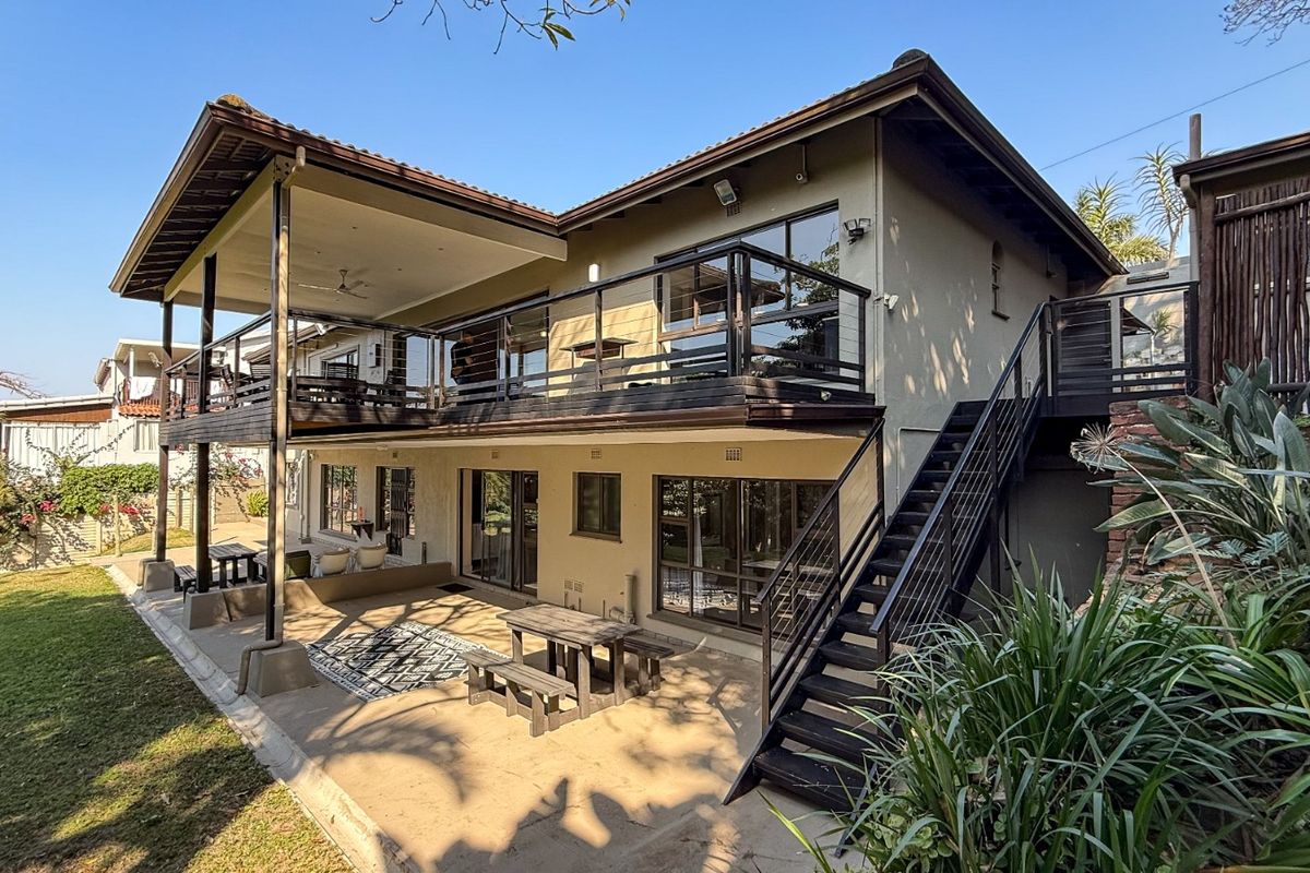Elegant Dual-Living Coastal Retreat in Prime Ballito Location - Photo 2