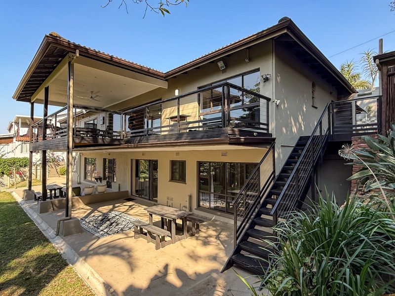 Elegant Dual-Living Coastal Retreat in Prime Ballito Location - Photo 2