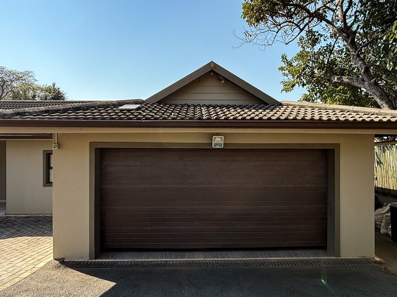 Elegant Dual-Living Coastal Retreat in Prime Ballito Location - Photo 3