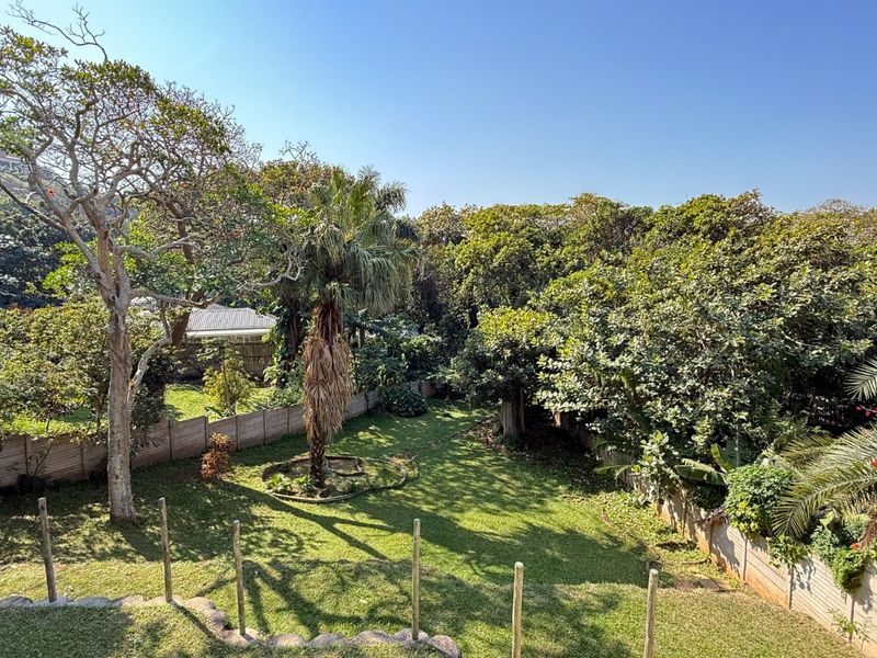 Elegant Dual-Living Coastal Retreat in Prime Ballito Location - Photo 5