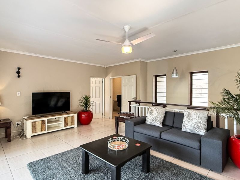 Elegant Dual-Living Coastal Retreat in Prime Ballito Location - Photo 7