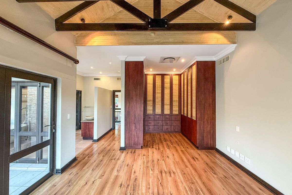 Freestanding Lakeside Townhouse in Zimbali - Photo 4