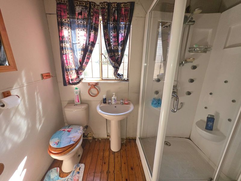 Beautiful House for Sale in SW5 – A Must See! - Photo 9