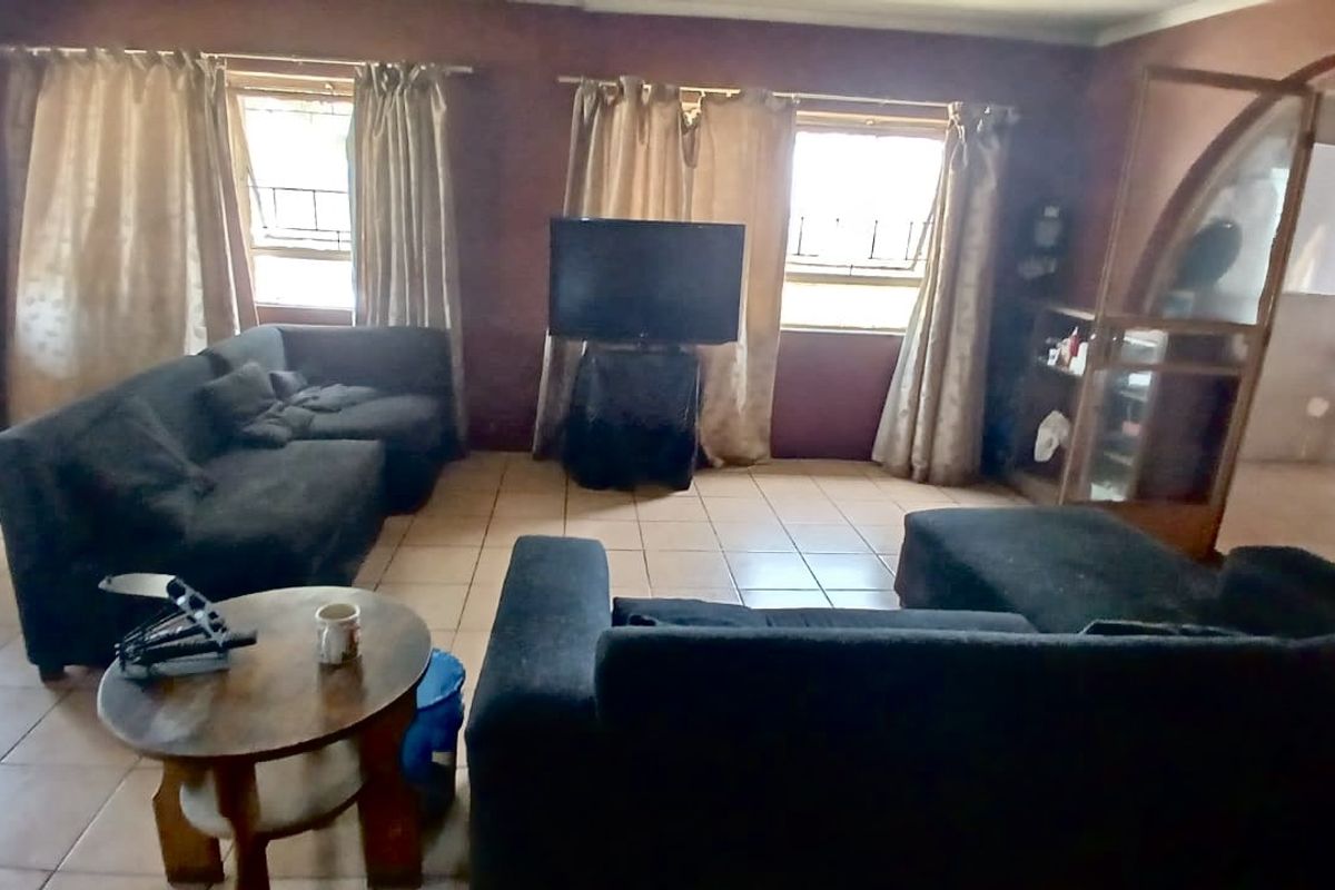 Versatile Property Ideal for Business, Living & Farming - Photo 2