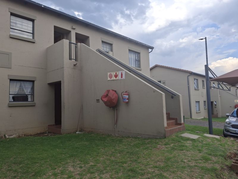 Welcome to Sparrow Hawk – Affordable 2-Bedroom Apartments in Germiston - Photo 10
