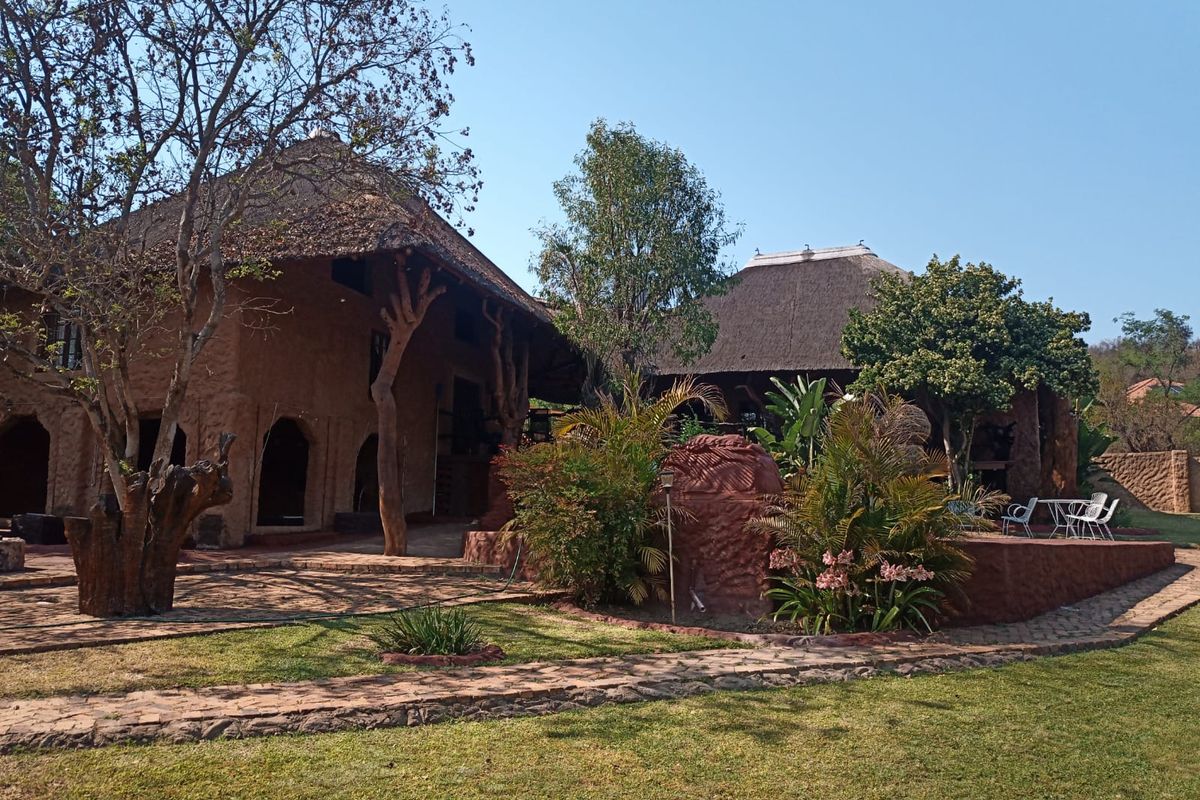 3-for-the-Price-of-1 Bushveld Retreat – Kranspoort Vakansiedorp - Photo 4