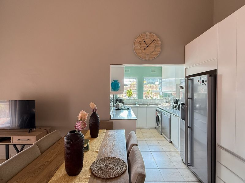 Stylish 3-Bedroom Townhouse in the Heart of Ballito - Photo 10
