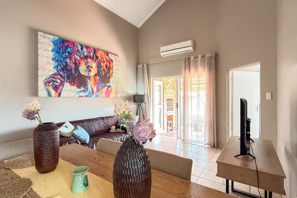 Stylish 3-Bedroom Townhouse in the Heart of Ballito - Photo 5