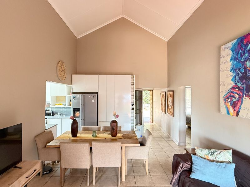 Stylish 3-Bedroom Townhouse in the Heart of Ballito - Photo 7