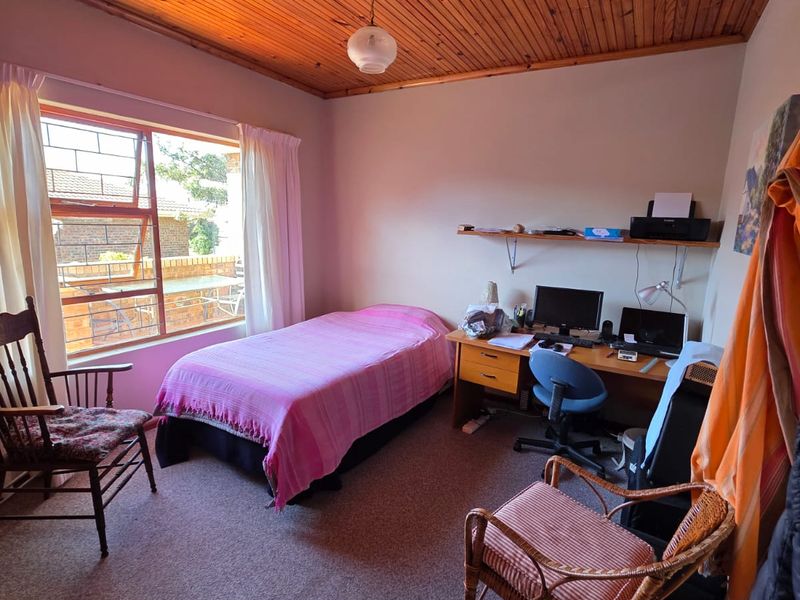 3 BEDROOM HOUSE FOR SALE - Photo 9