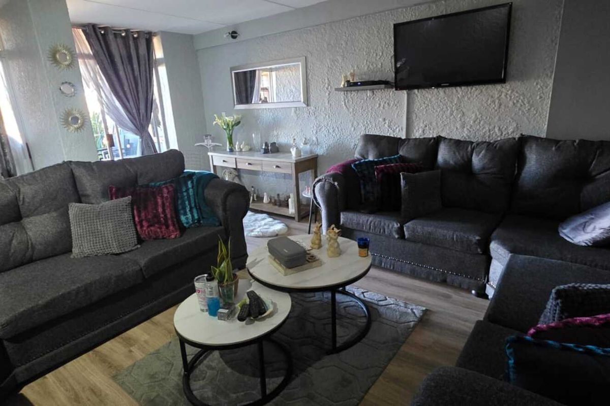 DO YOU WANT YOUR OWN LITTLE GETAWAY AT THE VAALDAM WITH RIVER ACCESS? - Photo 4